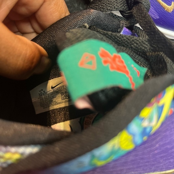Sz 10.5 
NikeKyrie Low 5 EP \'Black Metallic Gold main image 8